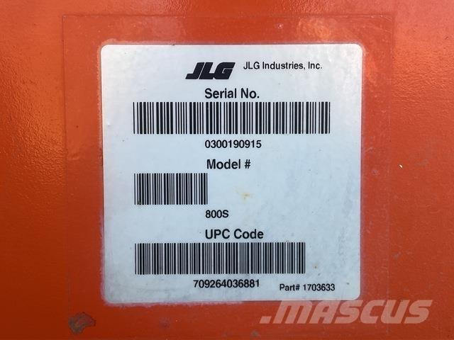 JLG 800S Teleskopiniai keltuvai