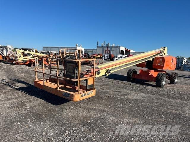 JLG 800S Teleskopiniai keltuvai
