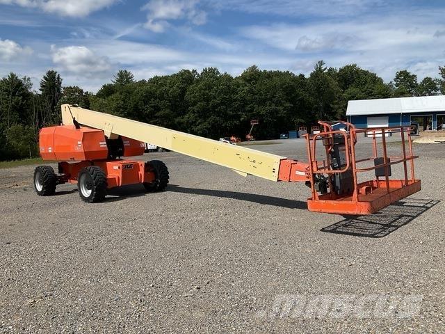 JLG 800S Teleskopiniai keltuvai