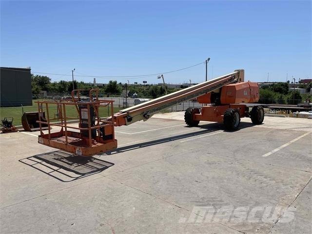 JLG 800S Teleskopiniai keltuvai