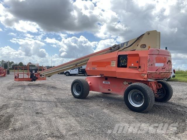 JLG 800S Teleskopiniai keltuvai