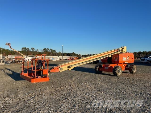 JLG 800S Teleskopiniai keltuvai