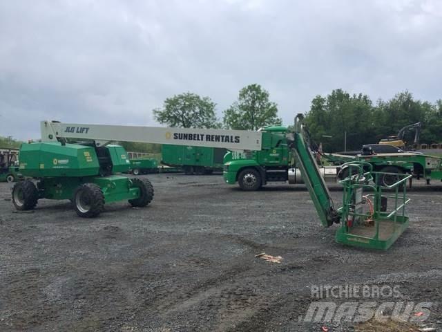 JLG 860SJ Statyba - Kita