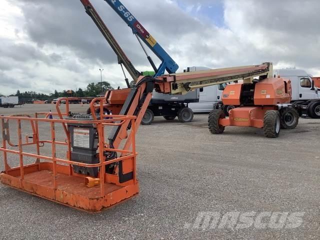 JLG 860SJ Statyba - Kita