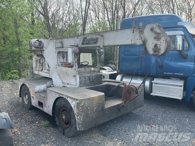 JLG 886 Kiti kranai