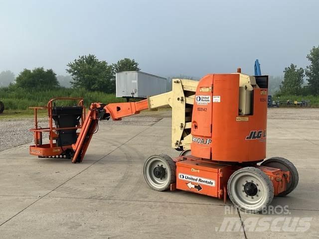 JLG E3000AJP Alkūniniai keltuvai