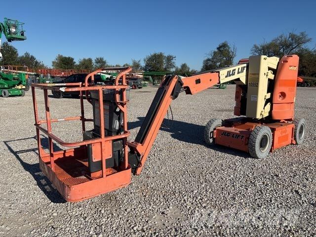 JLG E300AJ Alkūniniai keltuvai