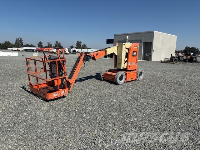 JLG E300AJP Alkūniniai keltuvai