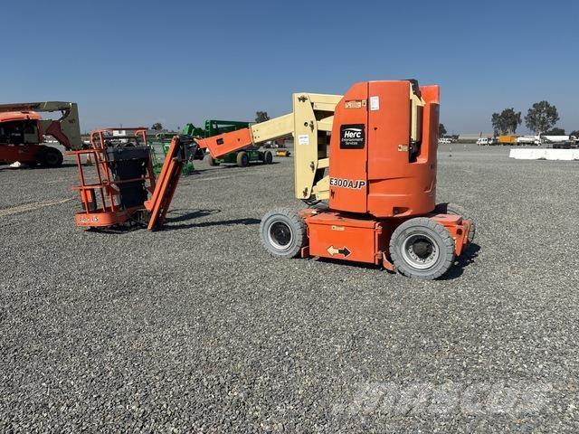 JLG E300AJP Alkūniniai keltuvai