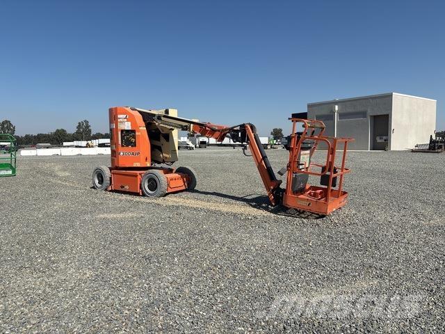 JLG E300AJP Alkūniniai keltuvai