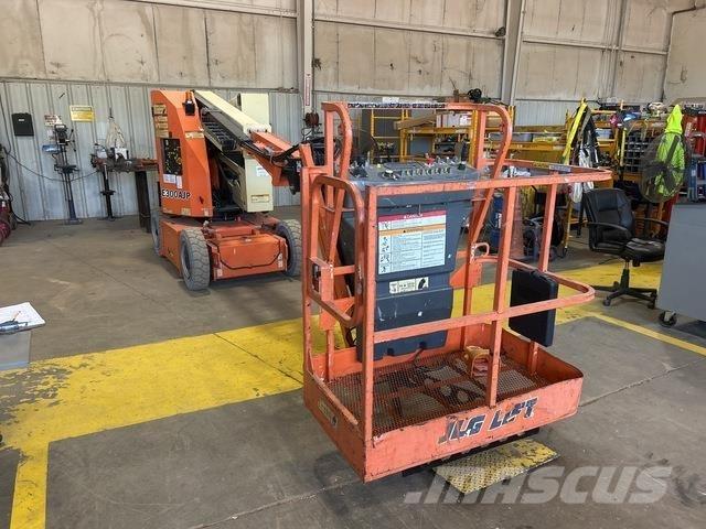 JLG E300AJP Alkūniniai keltuvai