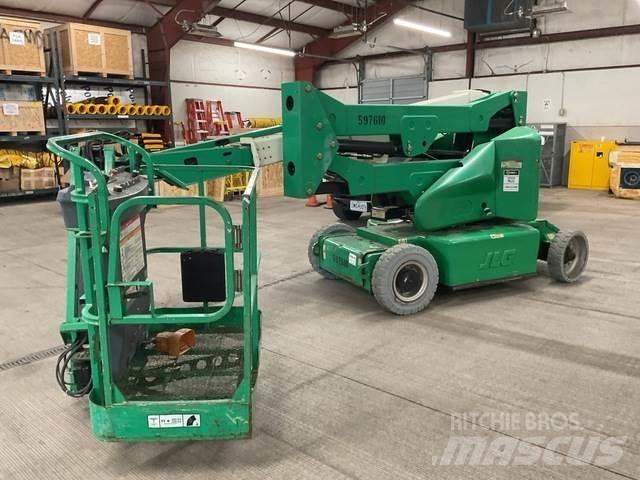 JLG E400AJPN Alkūniniai keltuvai