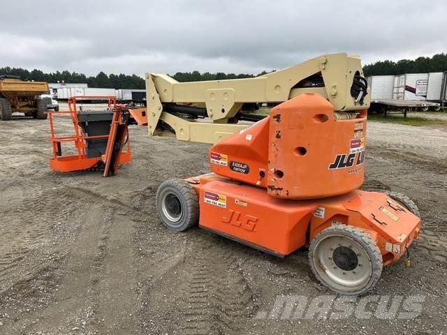 JLG E400AJPN Alkūniniai keltuvai