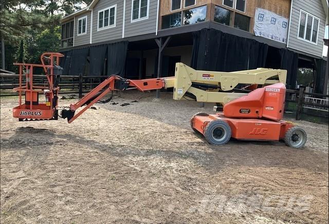 JLG E400AJPN Alkūniniai keltuvai