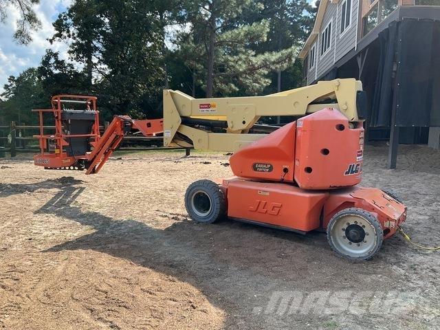 JLG E400AJPN Alkūniniai keltuvai