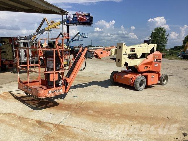 JLG E400AJPN Alkūniniai keltuvai