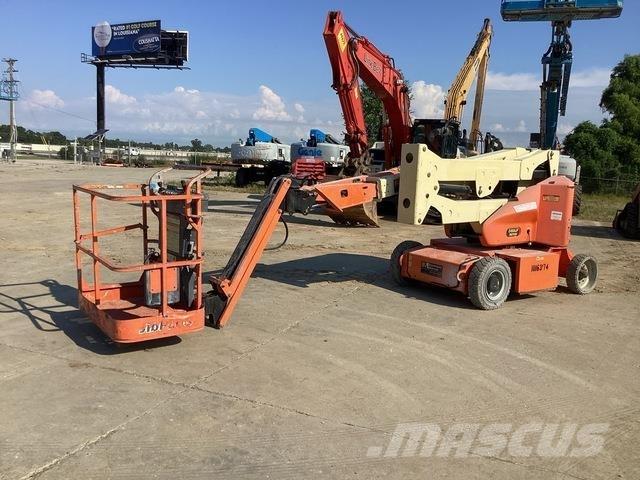 JLG E400AJPN Alkūniniai keltuvai