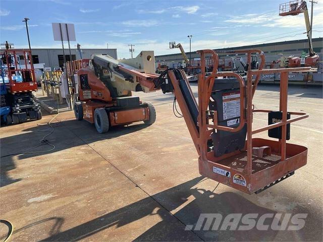 JLG E400AJPN Alkūniniai keltuvai