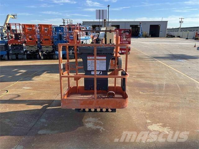 JLG E400AJPN Alkūniniai keltuvai