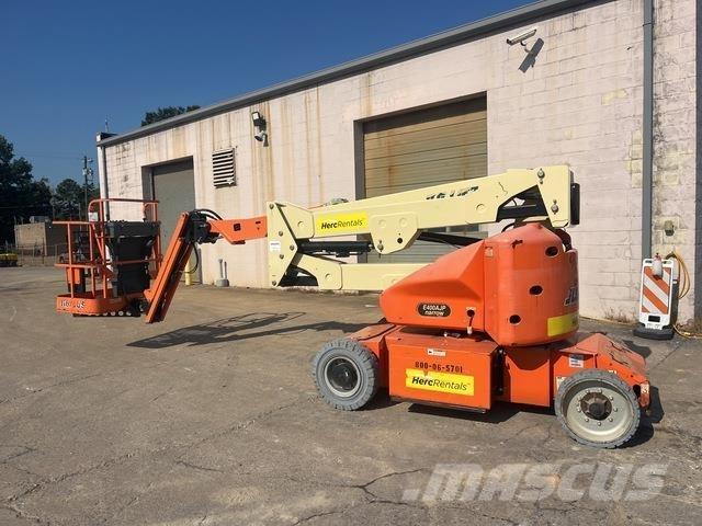 JLG E400AJPN Alkūniniai keltuvai