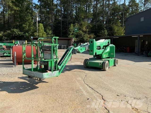 JLG E400AJPN Alkūniniai keltuvai