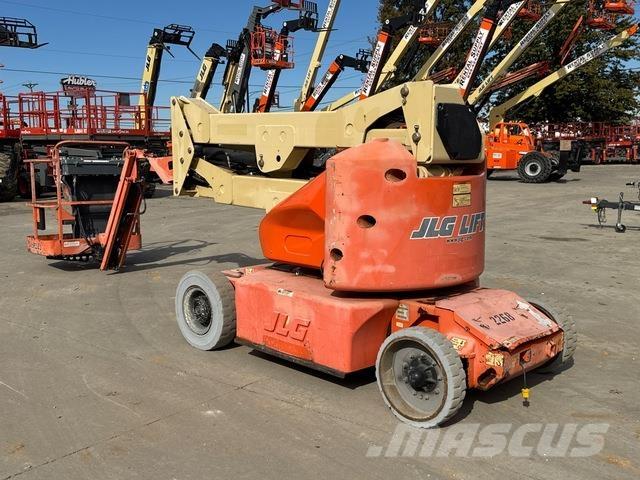 JLG E400AJPN Alkūniniai keltuvai