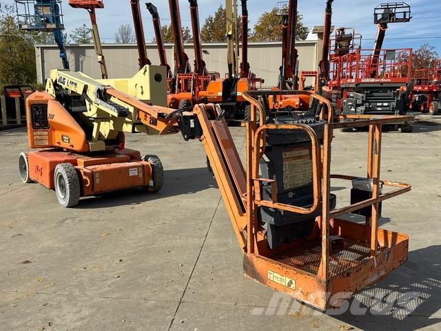 JLG E400AJPN Alkūniniai keltuvai