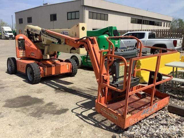 JLG E450AJ Alkūniniai keltuvai