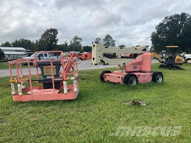JLG E450AJ Alkūniniai keltuvai