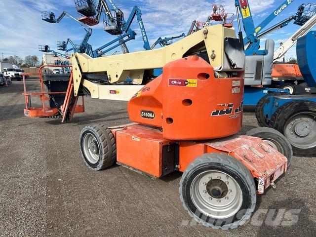 JLG E450AJ Alkūniniai keltuvai