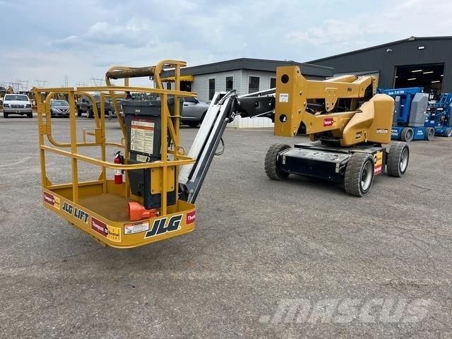 JLG E450AJ Alkūniniai keltuvai