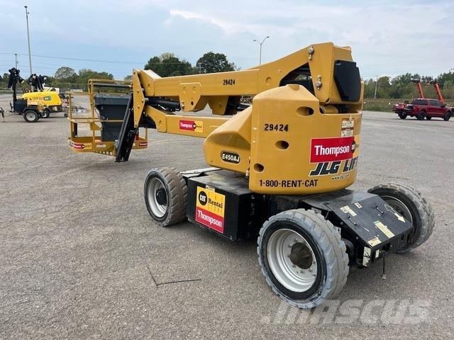 JLG E450AJ Alkūniniai keltuvai