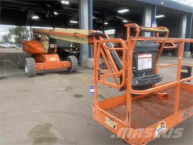 JLG M600J Alkūniniai keltuvai