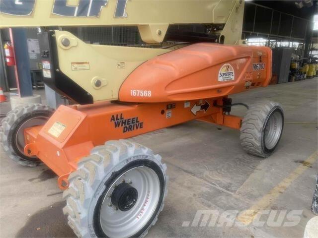 JLG M600J Alkūniniai keltuvai