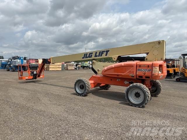 JLG M600JP Statyba - Kita