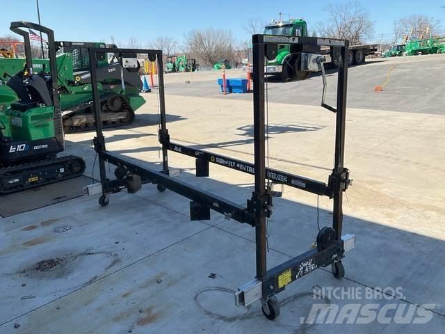 JLG Straddle Statyba - Kita