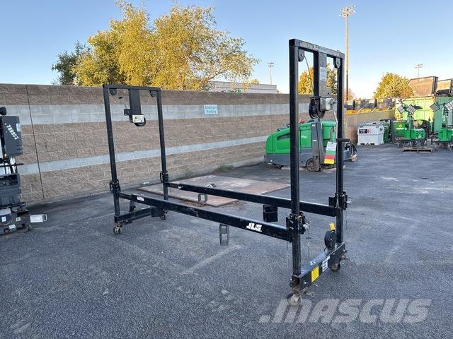JLG Straddle Statyba - Kita