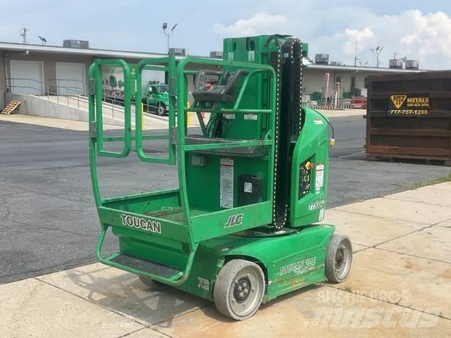 JLG T20E Vertikalūs stiebiniai keltuvai