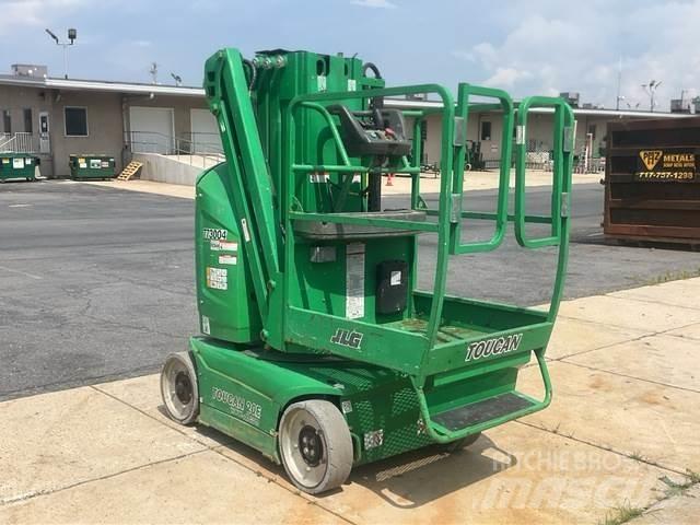 JLG T20E Vertikalūs stiebiniai keltuvai
