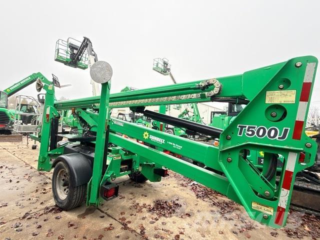 JLG T500J Ant priekabų montuojamos kėlimo platformos