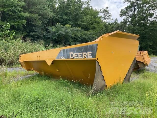 John Deere  Transportas - Kita