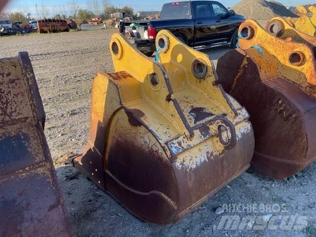 John Deere  Kiti naudoti statybos komponentai