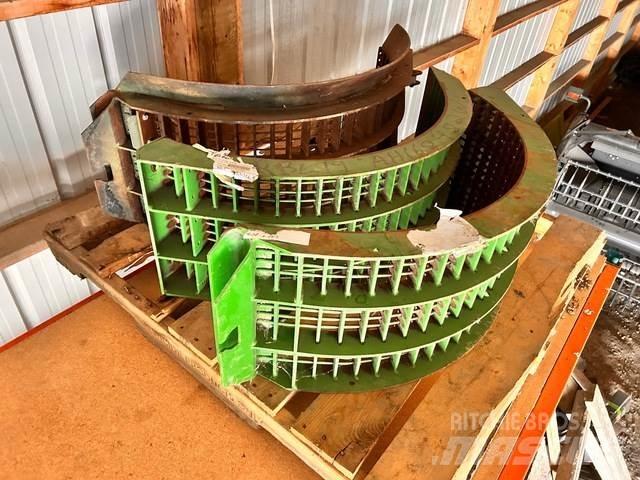 John Deere  Statyba - Kita
