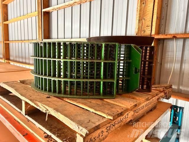 John Deere  Statyba - Kita