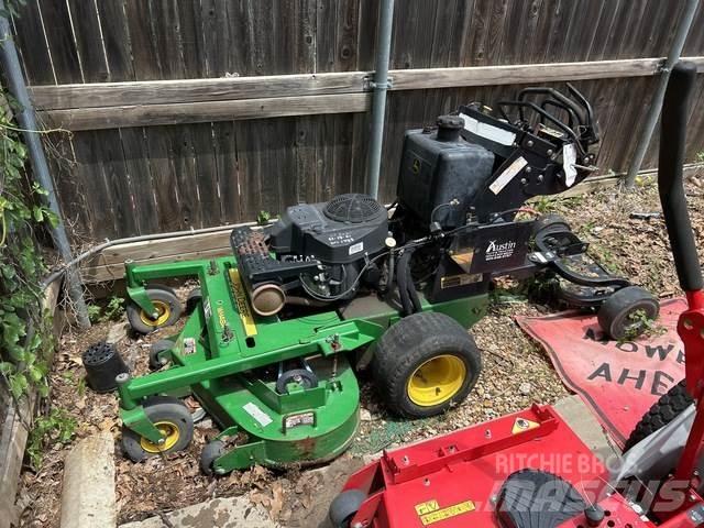 John Deere  Statyba - Kita