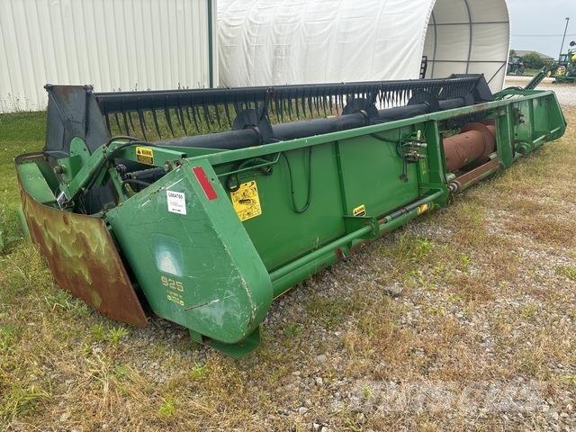 John Deere 925 Derliaus nuėmimo kombainų galvos