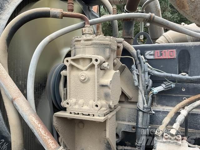 Kenworth C500 Mobilūs gręžimo bokštiniai sunkvežimiai