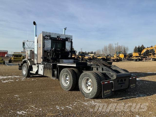 Kenworth C500 Pagalbos kelyje automobiliai