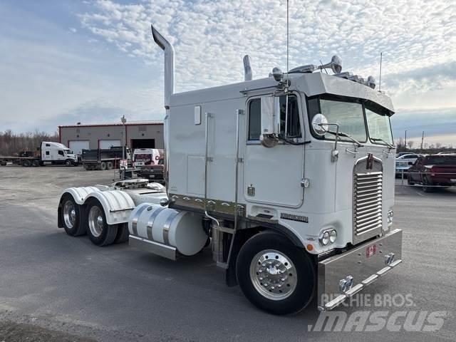 Kenworth K100 Kabinos ir salonai