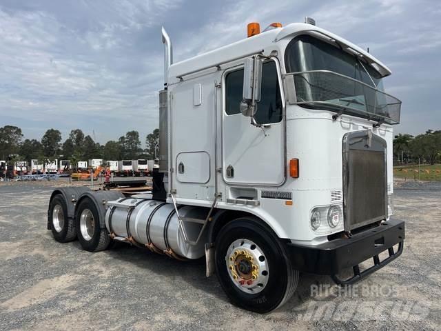 Kenworth K104 Naudoti vilkikai